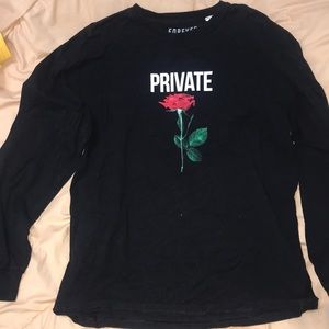 Forever 21, long sleeve, men’s T-shirt.